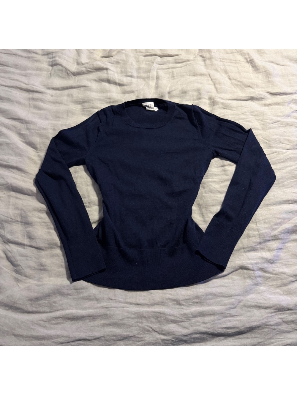100% merino wool y2k navy knit top
